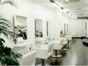 ウーア(Hair Salon UA)